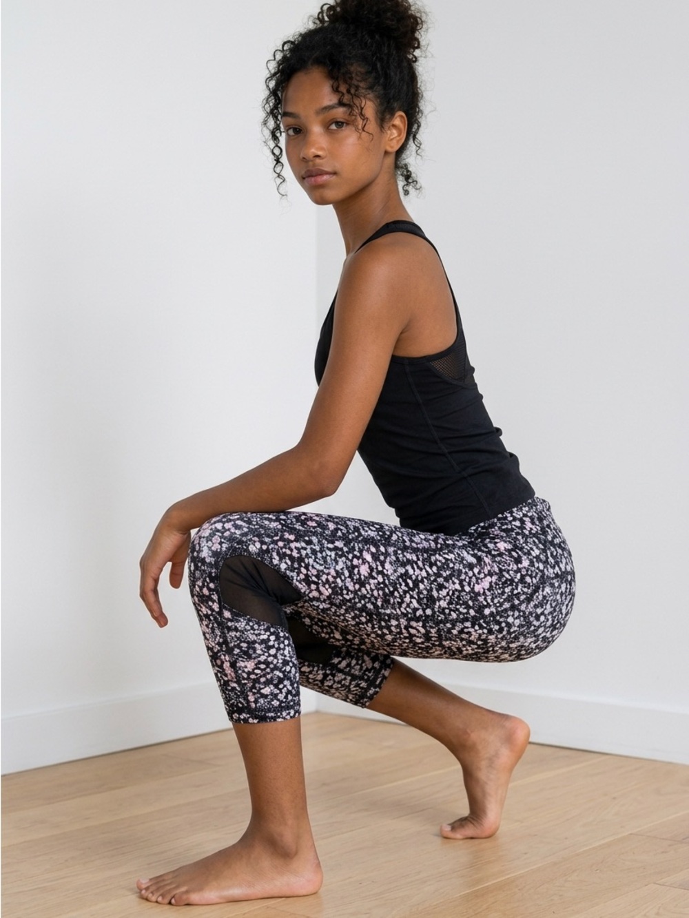 lululemon athletica Black & White Speckled 7/8 Leggings with Mesh Size 6